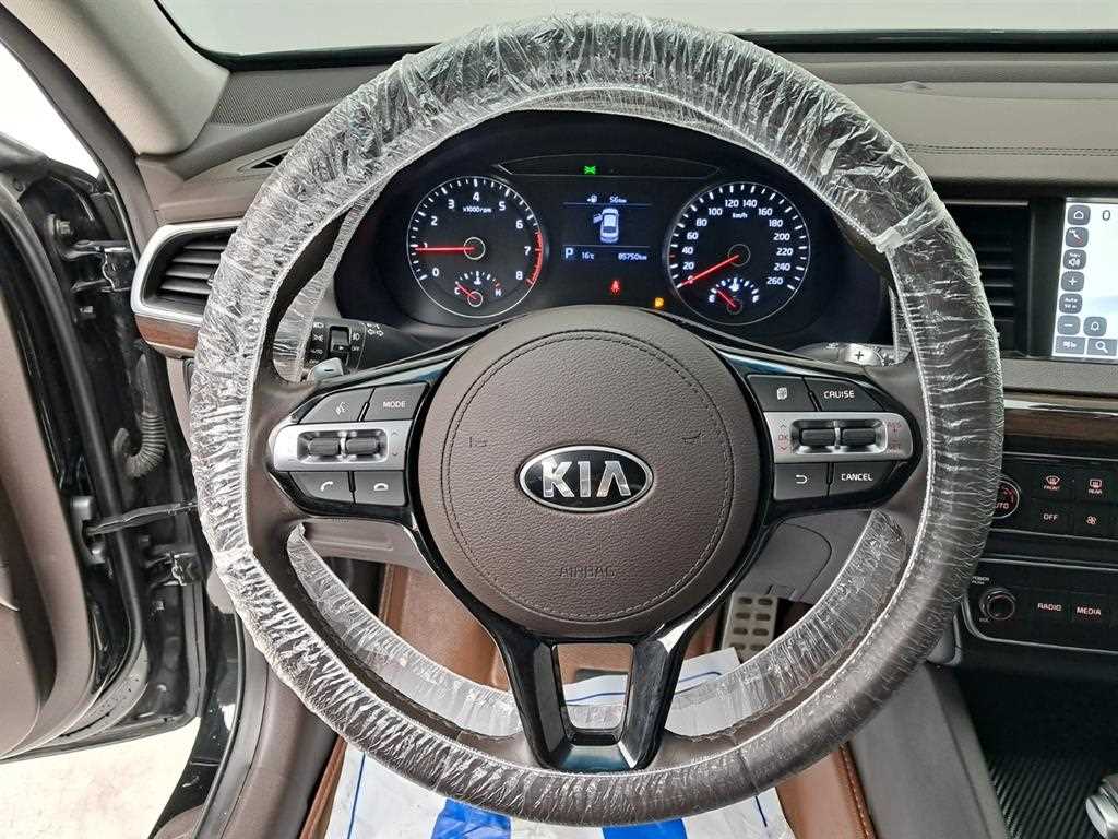 KIA K7 - Vista 7
