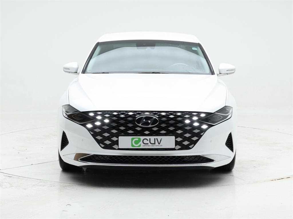 HYUNDAI Grandeur - Vista 2