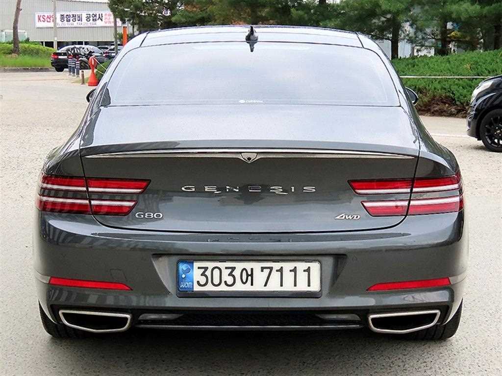 Genesis G80 - Vista 4