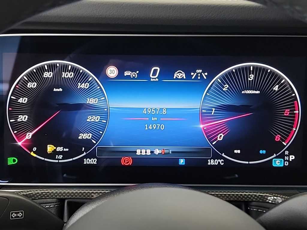 Mercedes Benz G Class (G Wagen) - Vista 6