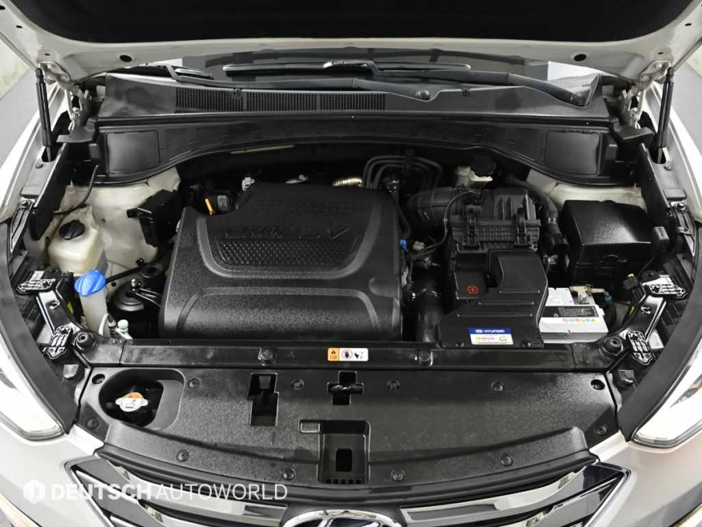 HYUNDAI Santa Fe - Vista 6