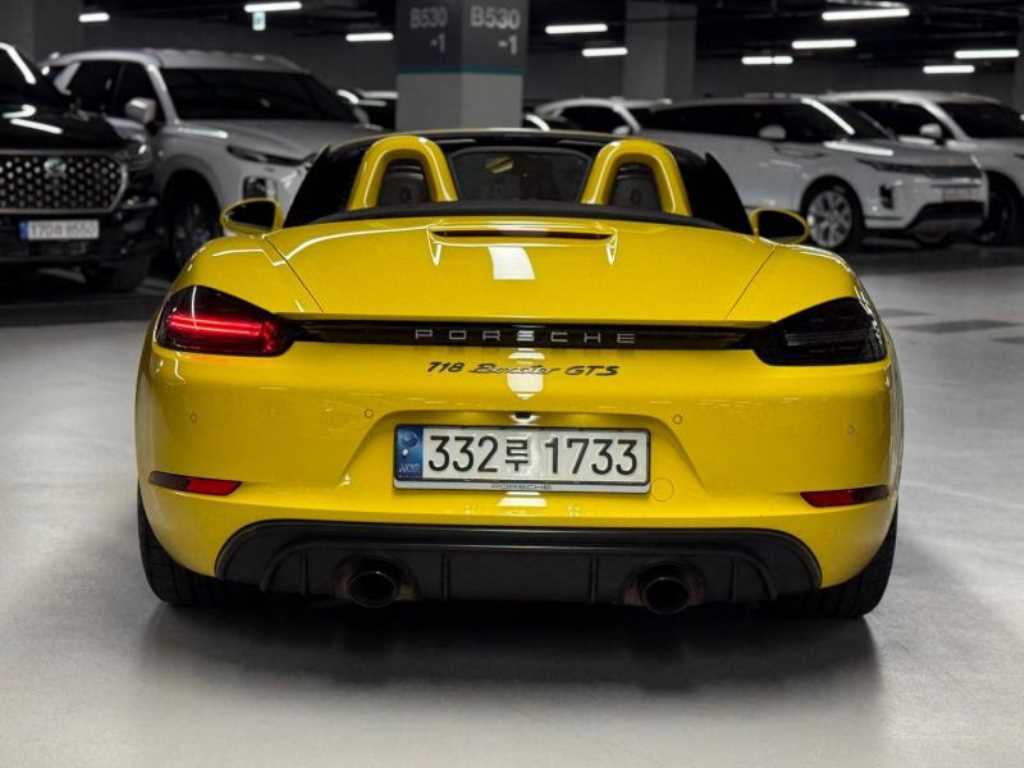 Porsche 718 - Vista 6
