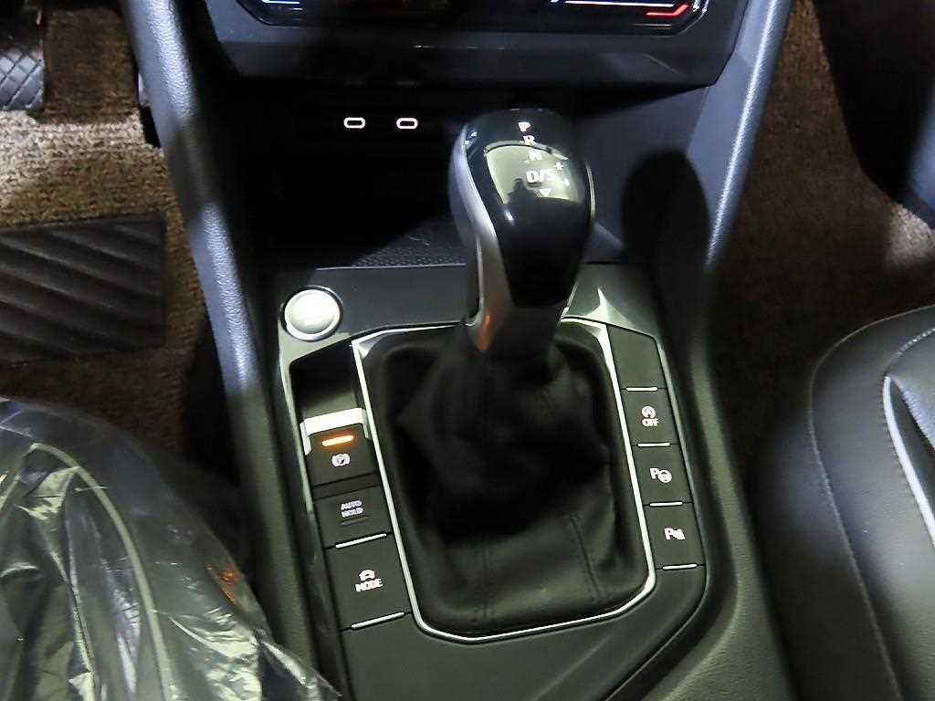 Volkswagen Tiguan - Vista 12