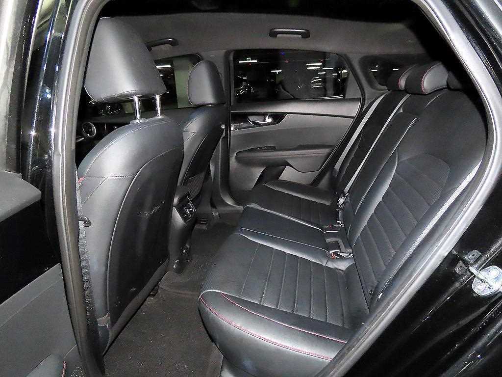 KIA K3 - Vista 7