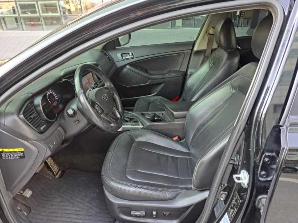 KIA K5 - Vista 11
