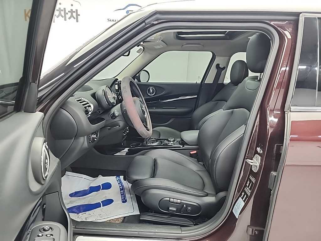 Mini Clubman - Vista 11