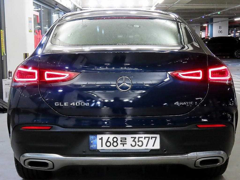 Mercedes Benz GLE Class - Vista 5