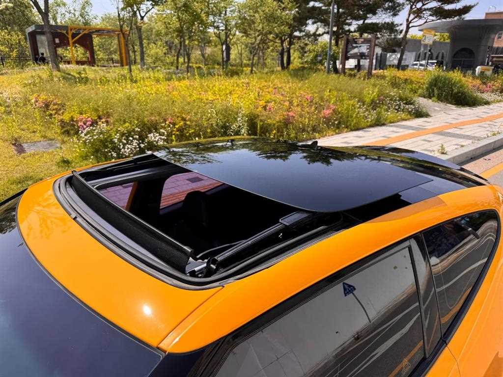 HYUNDAI Veloster - Vista 8