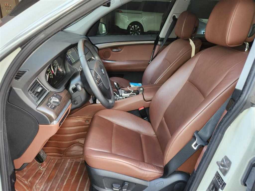 BMW Gran Turismo - Vista 8