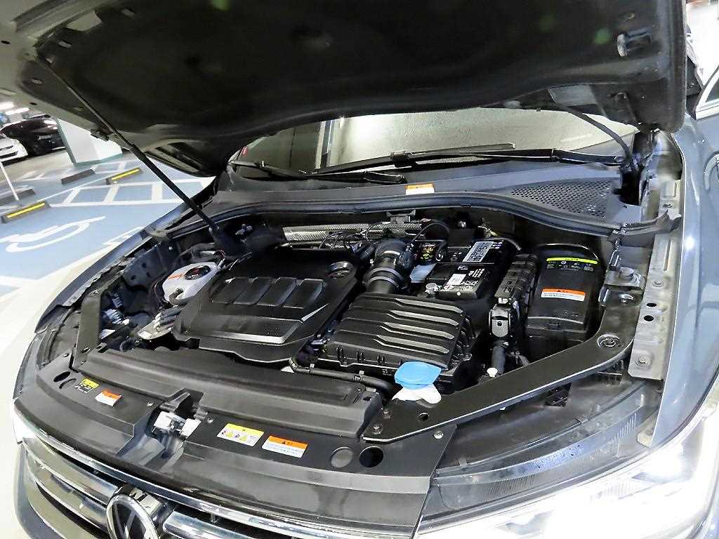 Volkswagen Tiguan 2021 Gris - Importación desde Corea - HF Imports Iquique - Foto 19