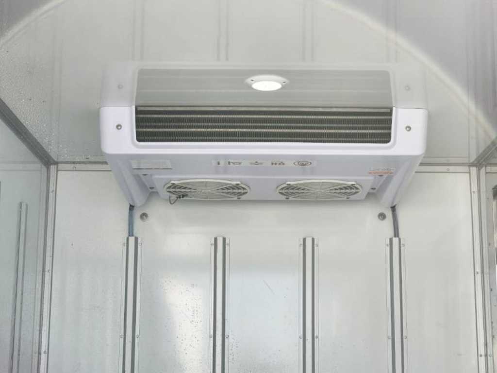 Small Truck Top_Frozen Top 2024 Blanco - Importación desde Corea - HF Imports Iquique - Foto 18