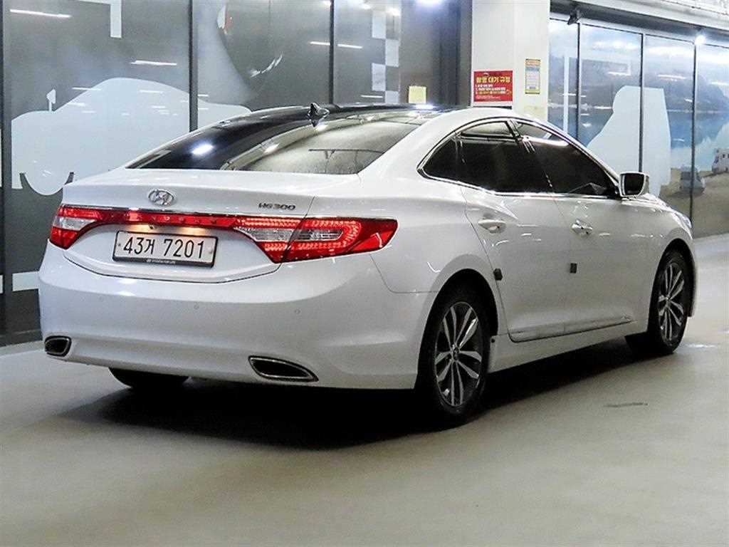 HYUNDAI Grandeur - Vista 4