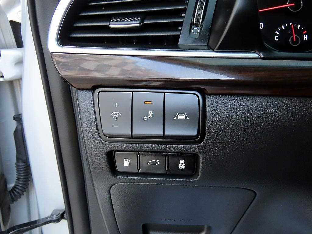 KIA K7 2019 Plateado - Importación desde Corea - HF Imports Iquique - Foto 13