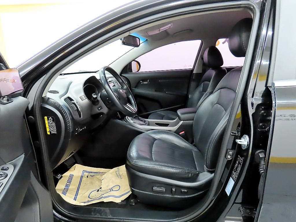 KIA Sportage - Vista 5