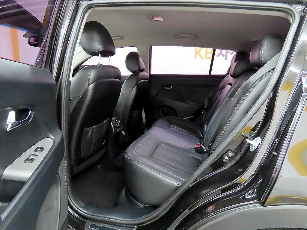 KIA Sportage - Vista 6