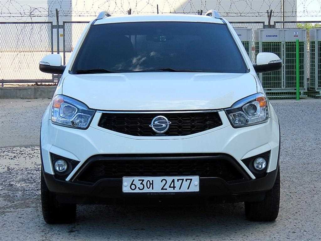 Ssangyong Korando 2015 Blanco - Importación desde Corea - HF Imports Iquique - Foto 1