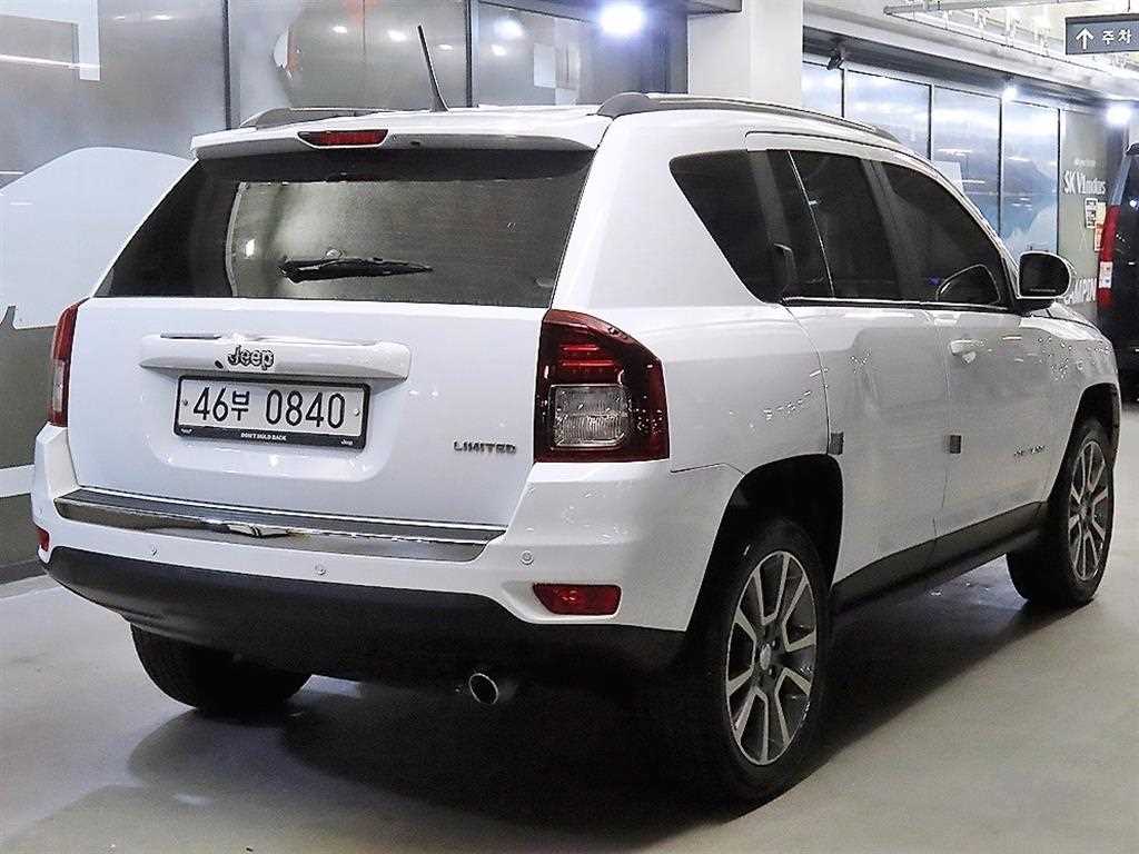 Jeep Compass - Vista 4