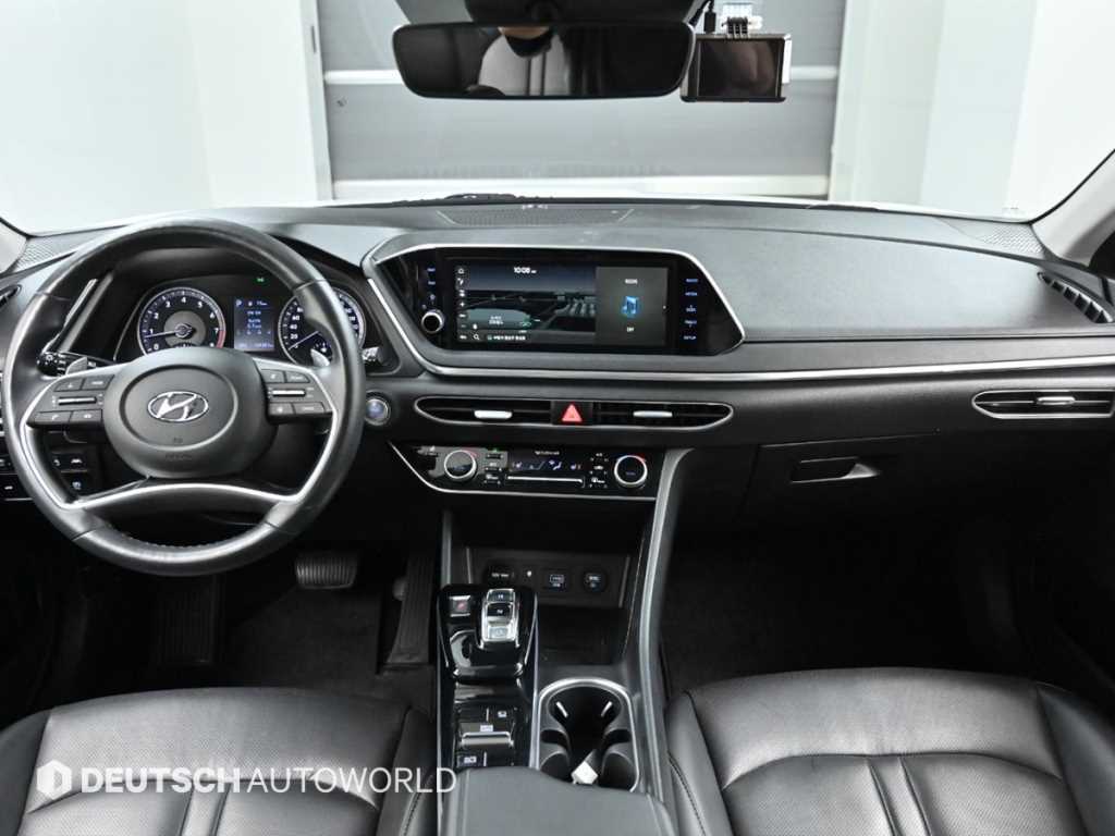 HYUNDAI Sonata - Vista 7