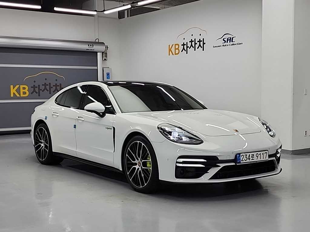 Porsche Panamera - Vista 4