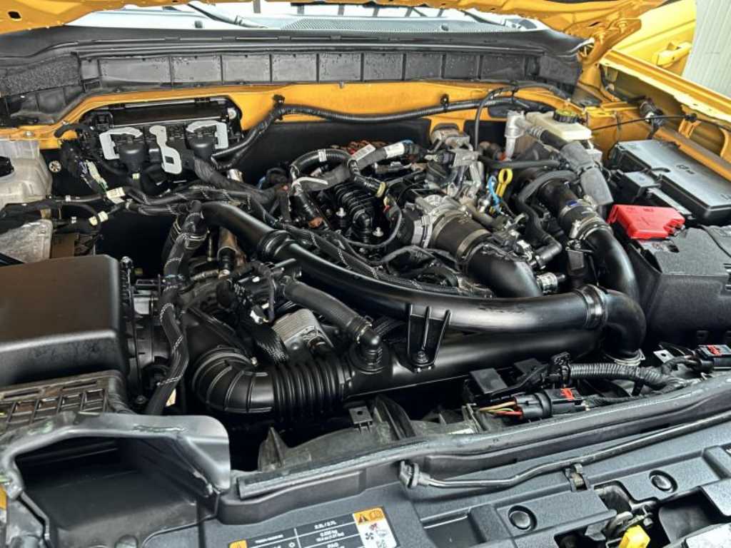 Ford Bronco 2022 Amarillo - Importación desde Corea - HF Imports Iquique - Foto 16