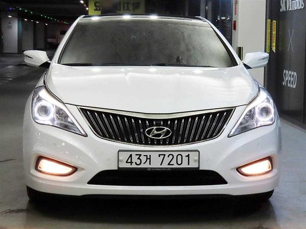 HYUNDAI Grandeur - Vista 2