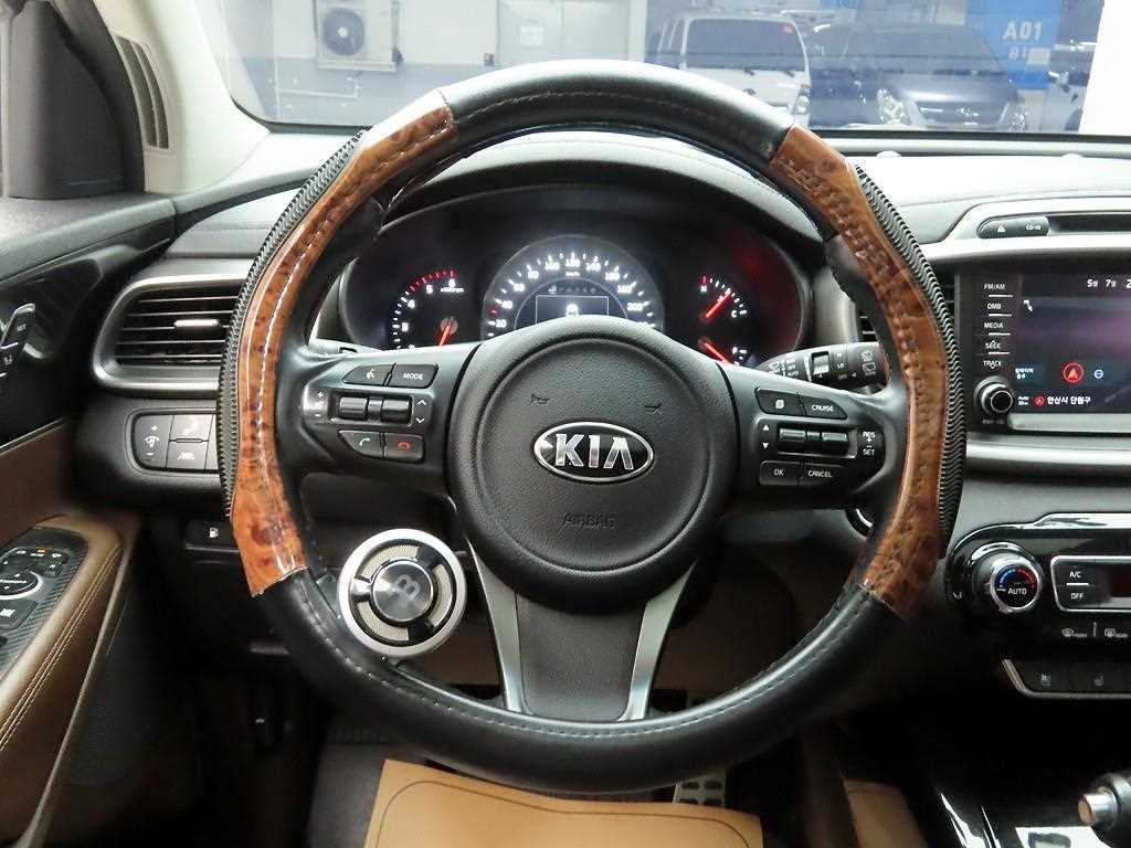 KIA Sorento - Vista 7