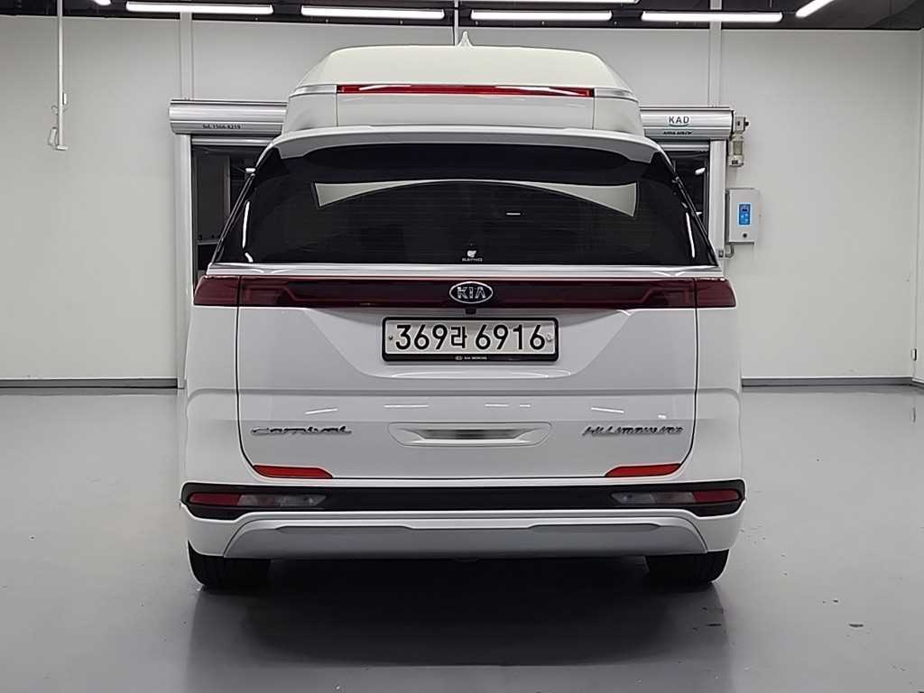 KIA Carnival - Vista 4