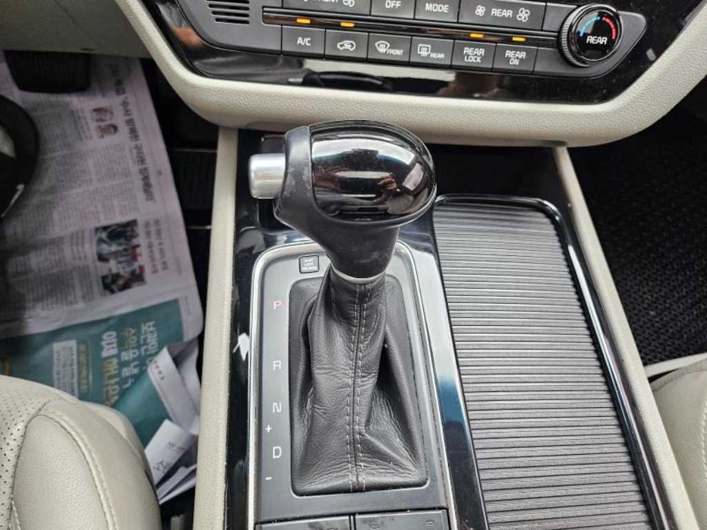 KIA Carnival 2015 Blanco - Importación desde Corea - HF Imports Iquique - Foto 14