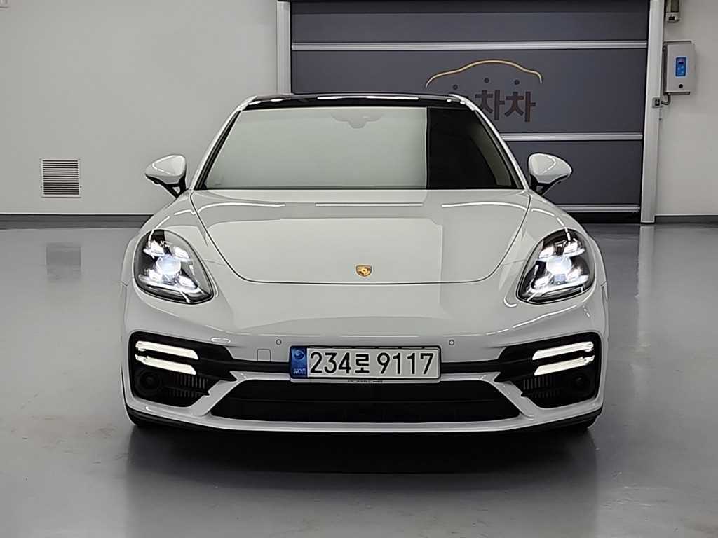 Porsche Panamera - Vista 2