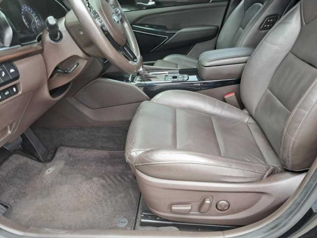 KIA K7 - Vista 6