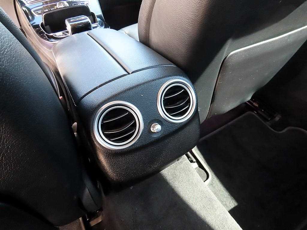 Mercedes Benz E class 2017 Blanco - Importación desde Corea - HF Imports Iquique - Foto 17