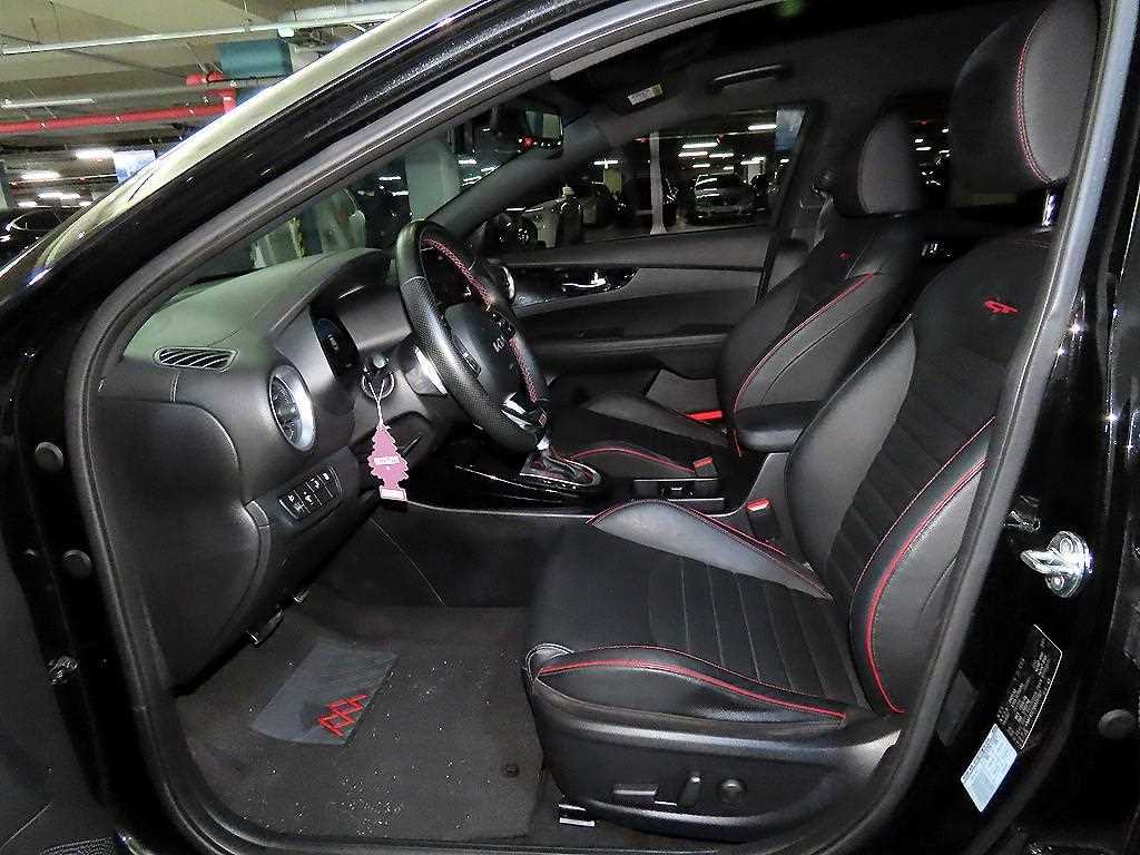 KIA K3 - Vista 6