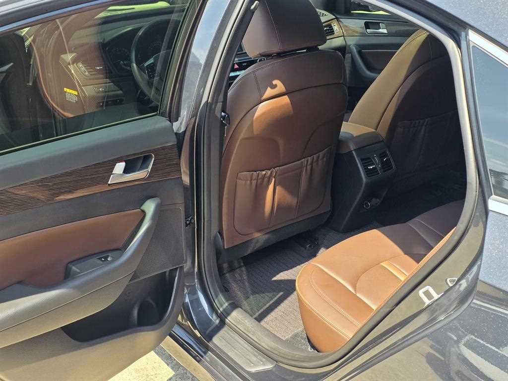 HYUNDAI Sonata - Vista 6