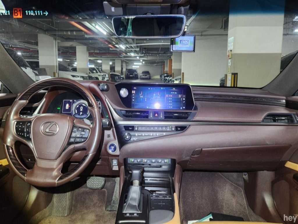 Lexus ES - Vista 7