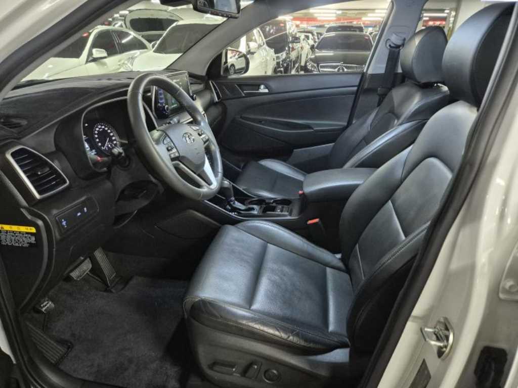 HYUNDAI Tucson - Vista 8