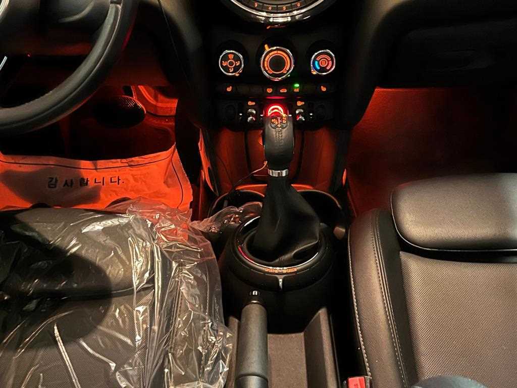 Mini Cooper - Vista 10