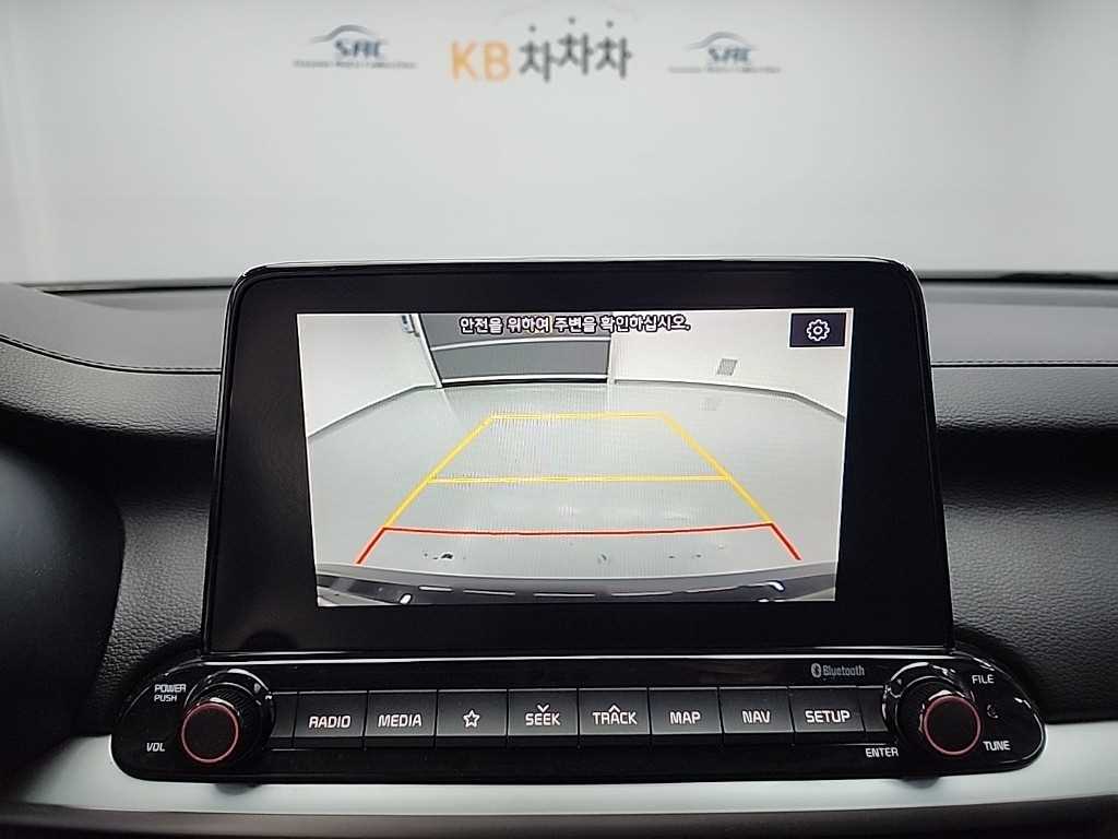 KIA K3 2021 Negro - Importación desde Corea - HF Imports Iquique - Foto 14