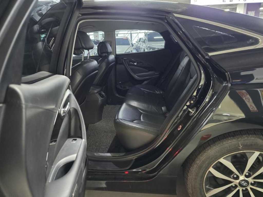 HYUNDAI Grandeur 2011 - Importación desde Corea - HF Imports Iquique - Foto 14