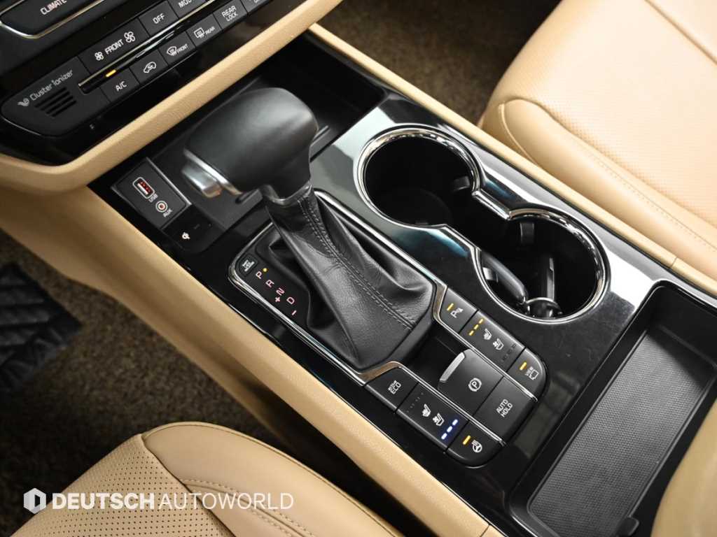 KIA Carnival - Vista 9