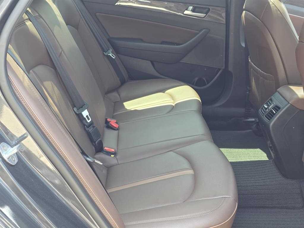 HYUNDAI Sonata - Vista 5