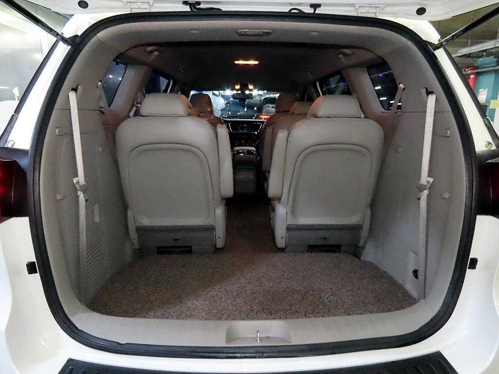 KIA Carnival 2019 Blanco - Importación desde Corea - HF Imports Iquique - Foto 17