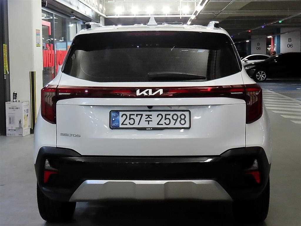 KIA Seltos - Vista 5