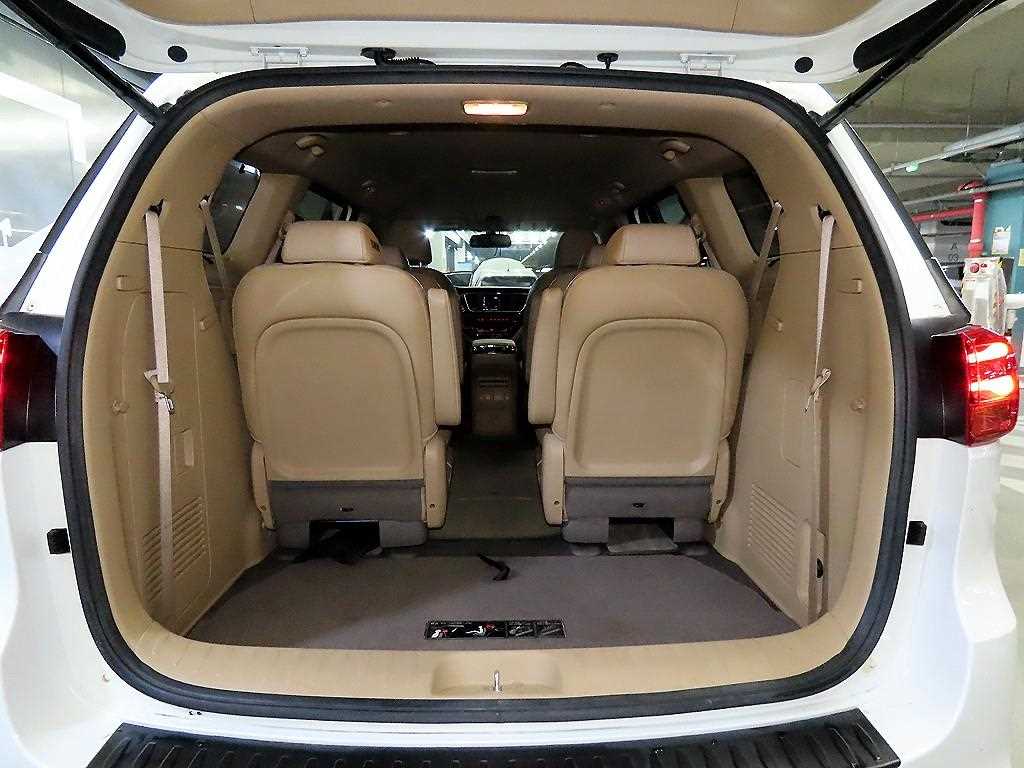 KIA Carnival 2019 Blanco - Importación desde Corea - HF Imports Iquique - Foto 16