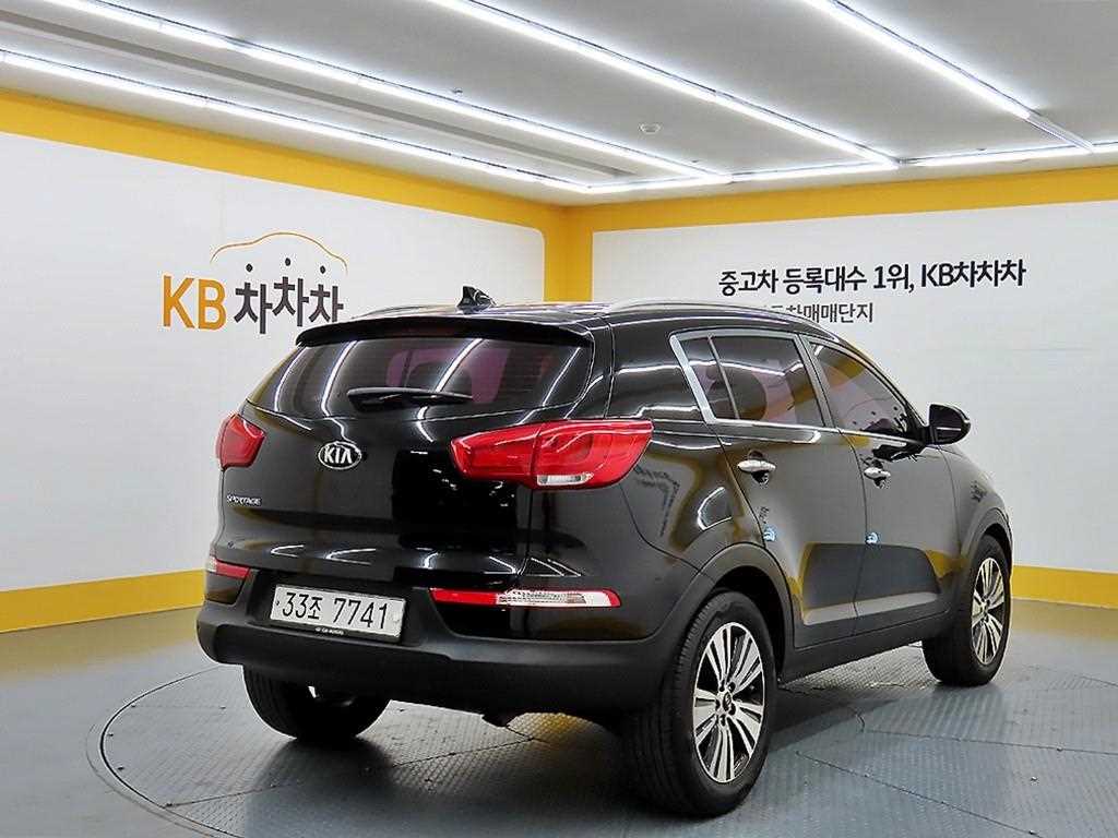 KIA Sportage - Vista 4