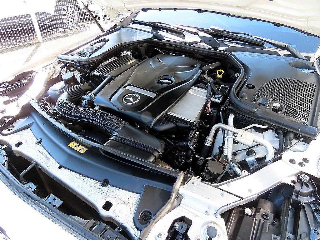 Mercedes Benz E class 2017 Blanco - Importación desde Corea - HF Imports Iquique - Foto 19