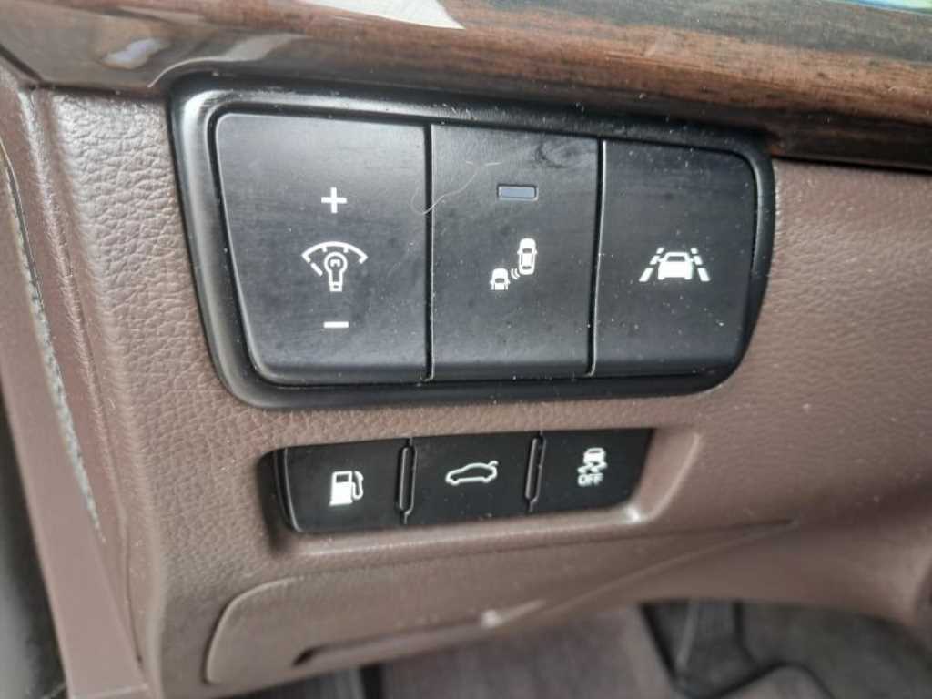 KIA K7 - Vista 8