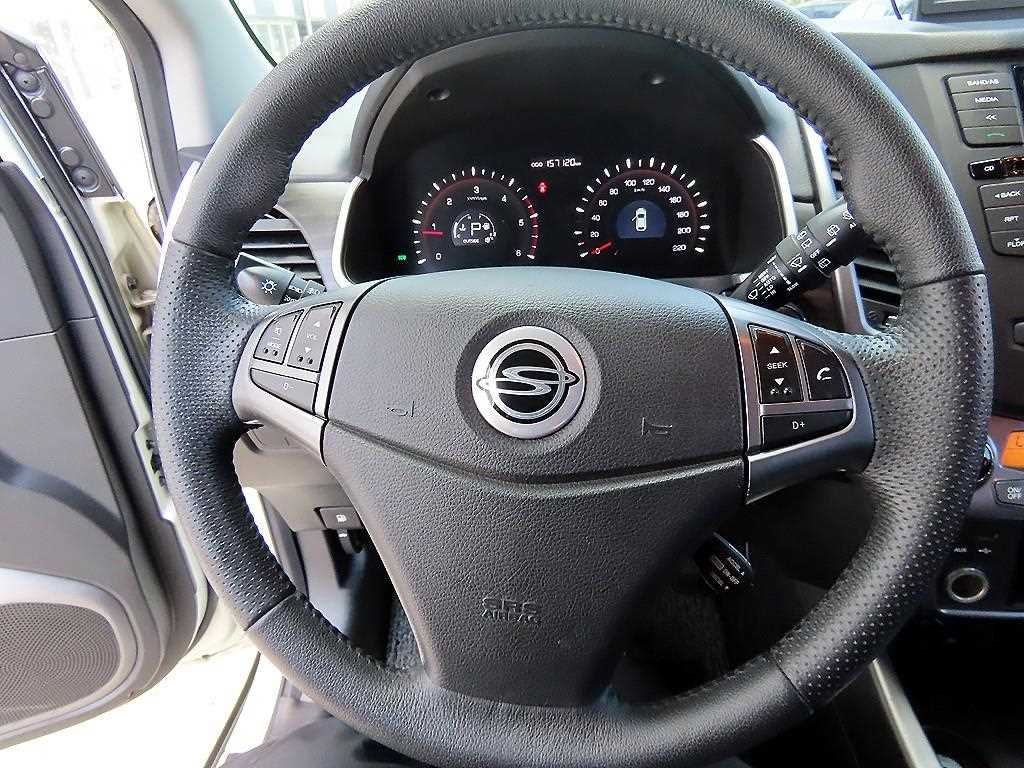 Ssangyong Korando - Vista 8