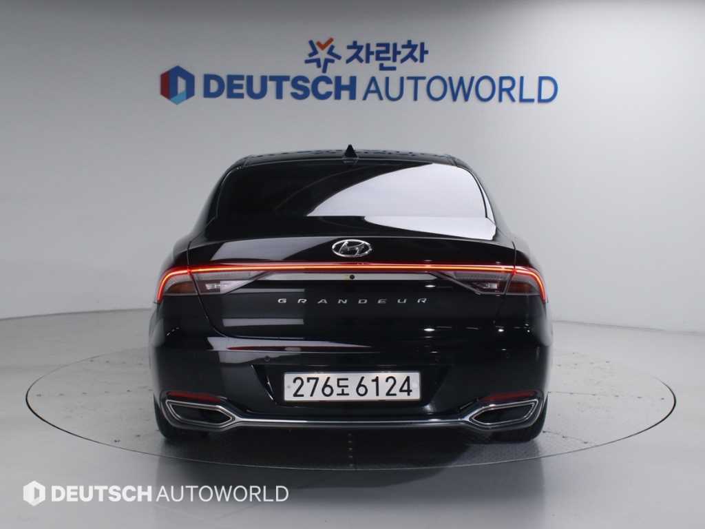 HYUNDAI Grandeur - Vista 4