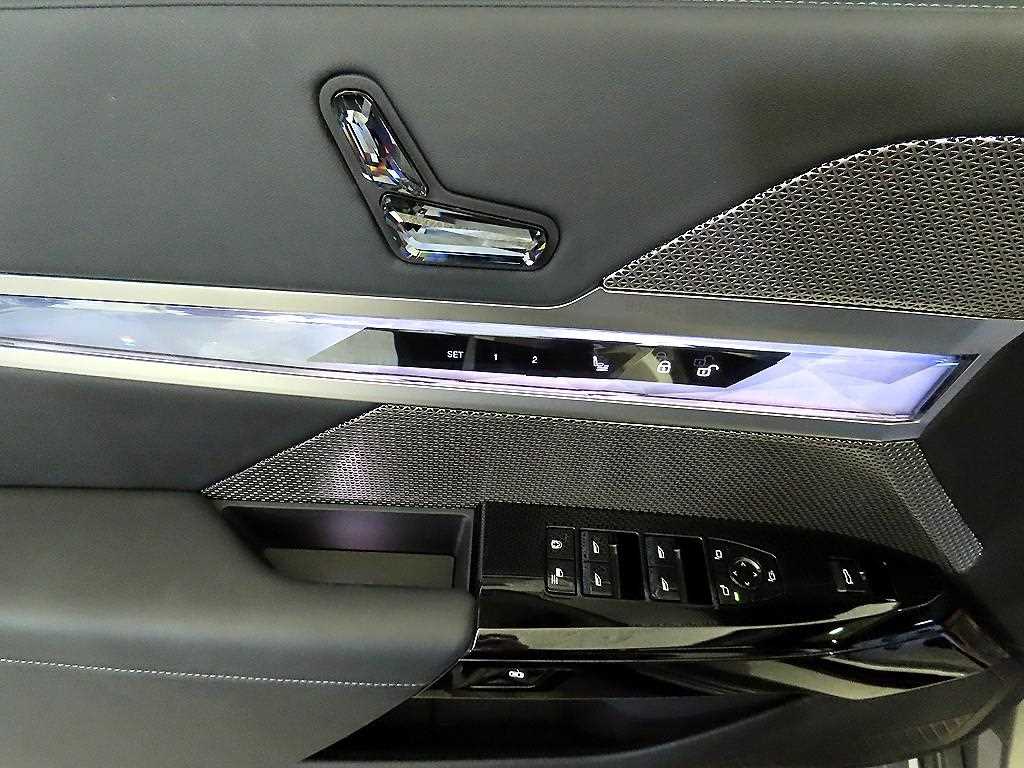BMW 7 Series - Vista 12