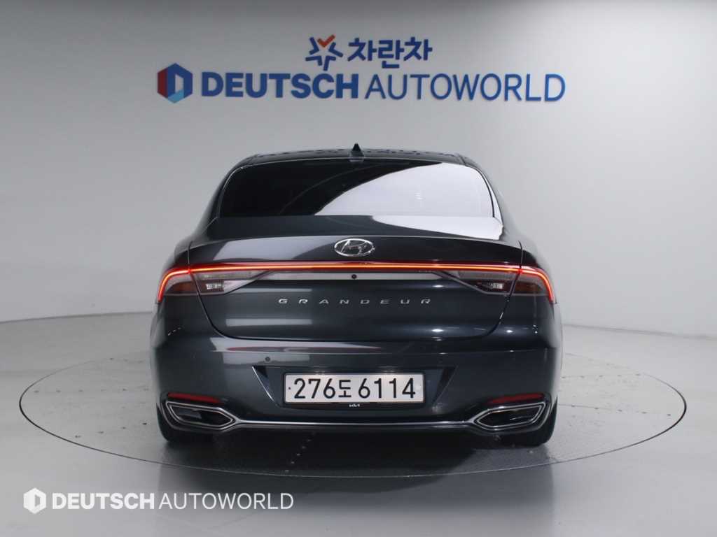 HYUNDAI Grandeur - Vista 4